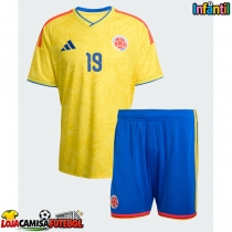 Camisa de Futebol Colômbia Rafael Santos Borre #19 Equipamento Principal Infantil Mundo 2026 Manga Curta (+ Calças curtas)